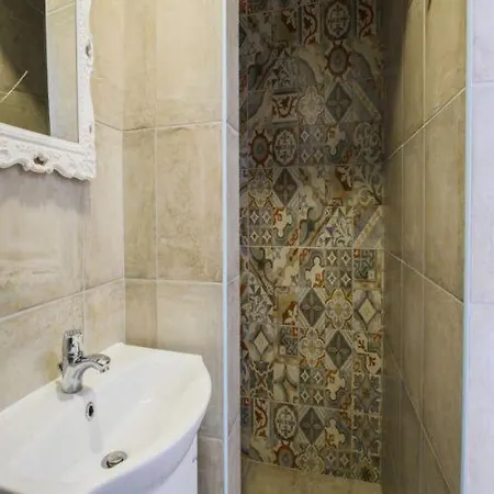 Edes Udvarhaz Apartment *