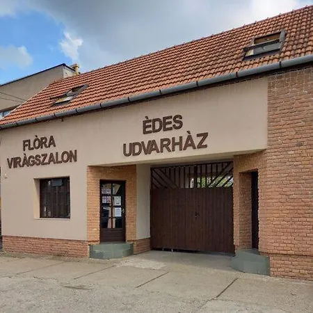 Edes Udvarhaz Edeleny